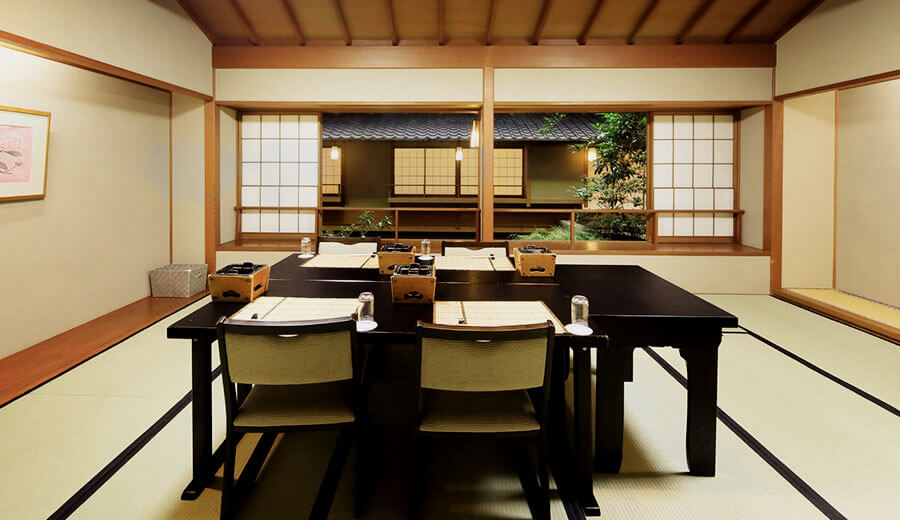 個室臨庭料亭「浮城」